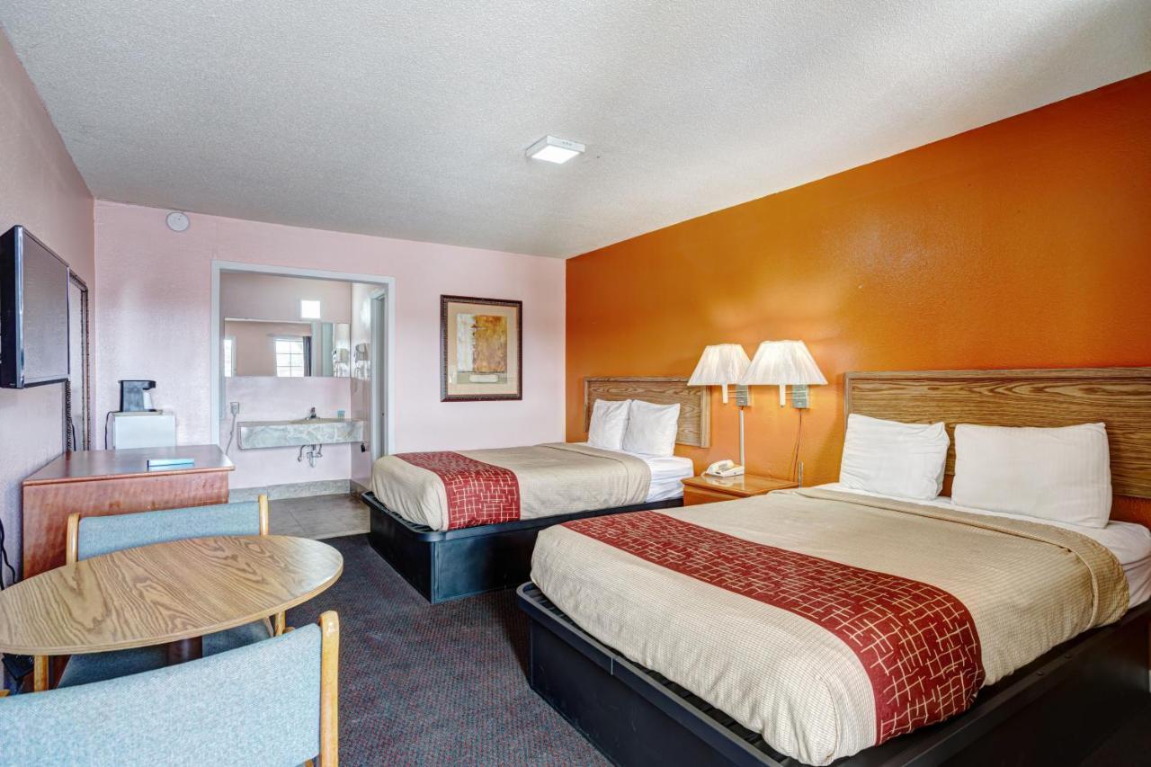 Regency Inn Fayetteville Exteriér fotografie